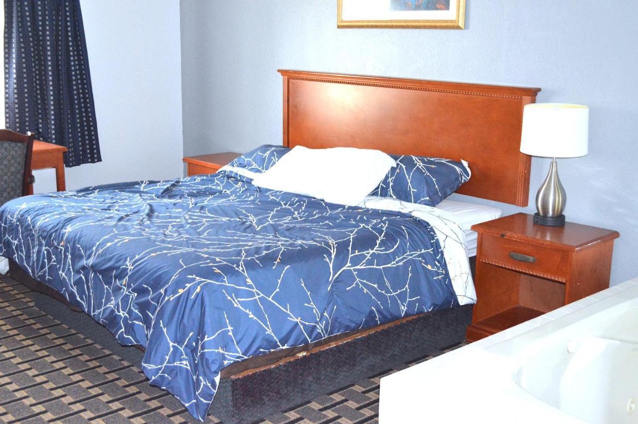 Americas Best Value Inn And Suites St. Cloud Saint Cloud Exterior foto