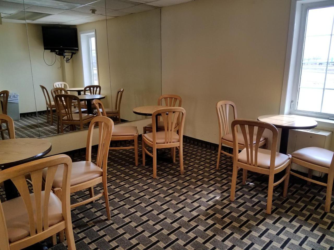 Americas Best Value Inn And Suites St. Cloud Saint Cloud Exterior foto