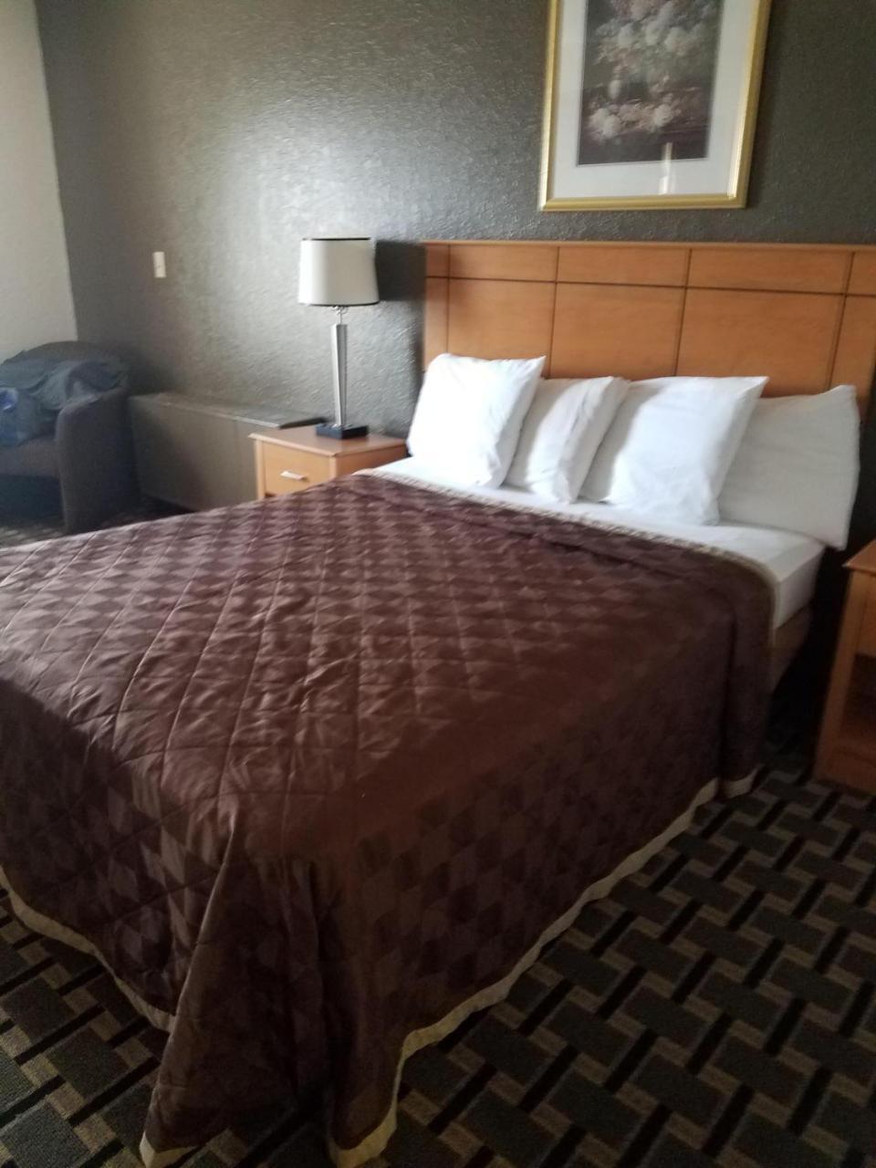 Americas Best Value Inn And Suites St. Cloud Saint Cloud Exterior foto